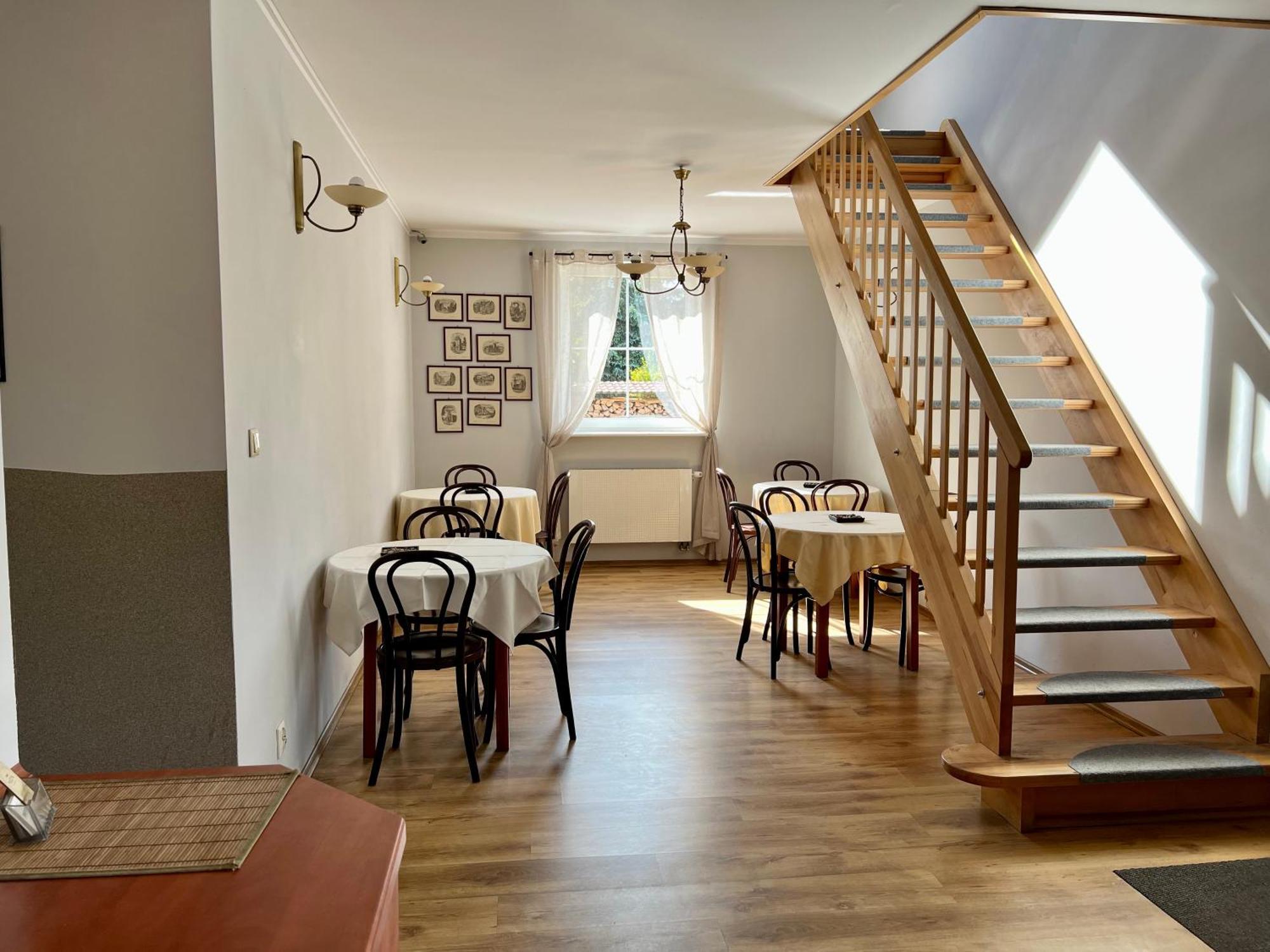 Motel Orzel Щецинек Экстерьер фото